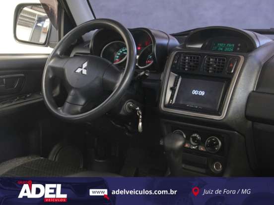 MITSUBISHI-PAJERO TR4-2014