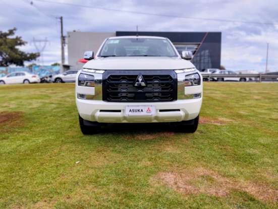 MITSUBISHI-TRITON-2.4 BITURBO DIESEL CD HPE 4X4 AUTOMÁTICO MITSUBISHI-TRITON-2025