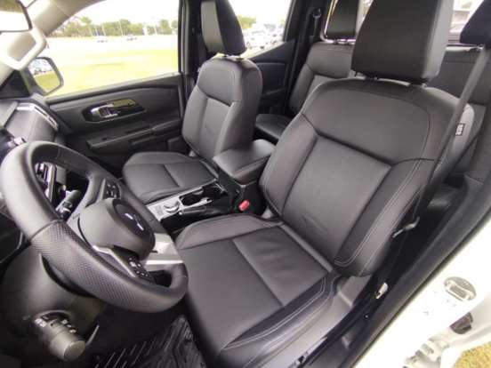 MITSUBISHI-TRITON-2025