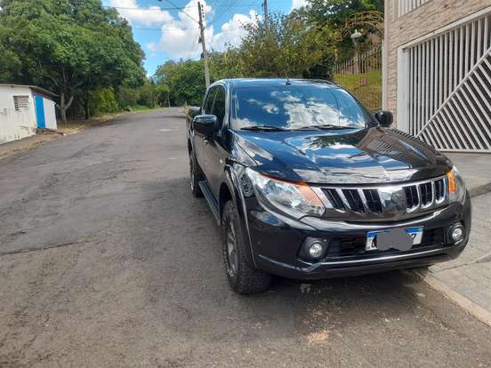 MITSUBISHI-L200 TRITON-2018