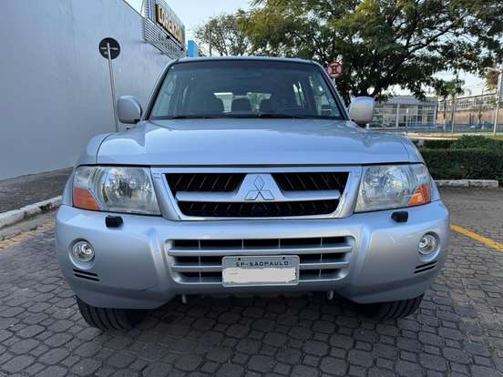 MITSUBISHI-PAJERO FULL-3.8 HPE 4X4 V6 24V GASOLINA 4P AUTOMÁTICO MITSUBISHI-PAJERO FULL-2006