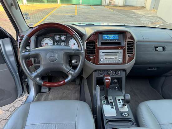 MITSUBISHI-PAJERO FULL-3.8 HPE 4X4 V6 24V GASOLINA 4P AUTOMÁTICO MITSUBISHI-PAJERO FULL-2006