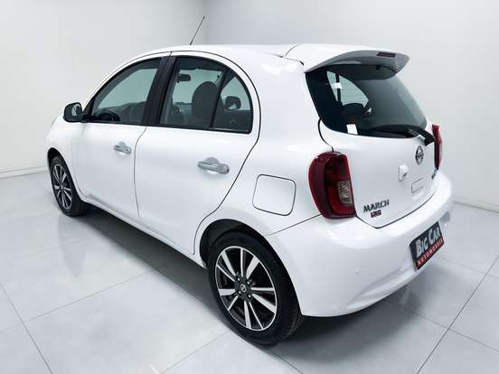 NISSAN-MARCH-1.6 SL 16V FLEXSTART 4P XTRONIC NISSAN-MARCH-2017