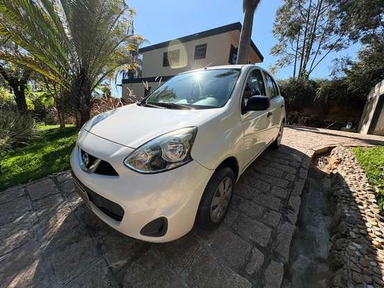 NISSAN-MARCH-2015