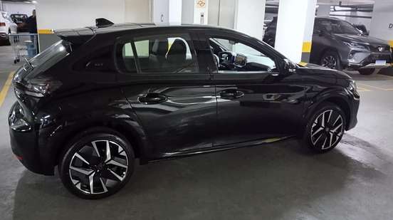 PEUGEOT-208-2025