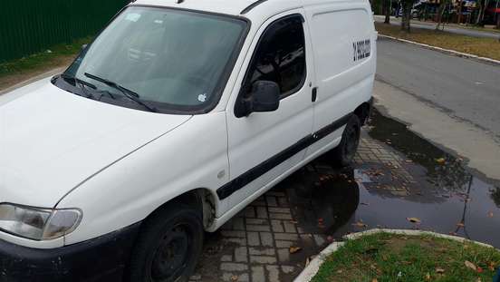 PEUGEOT-PARTNER-2007