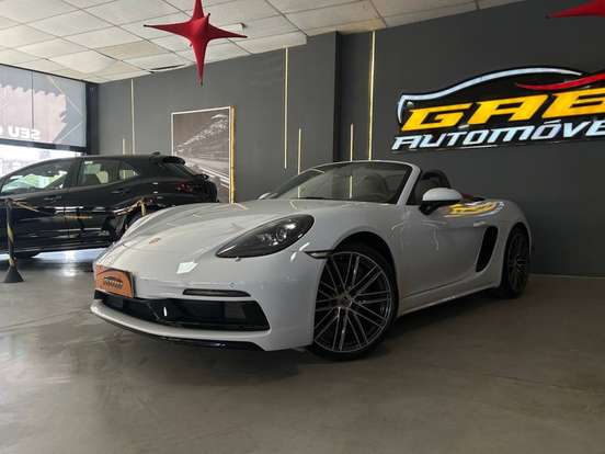 PORSCHE-718-2023