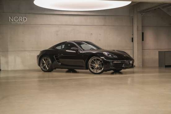 PORSCHE-718-2018