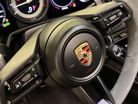 PORSCHE-911-3.0 24V H6 GASOLINA CARRERA 4 GTS CABRIOLET PDK PORSCHE-911-2023