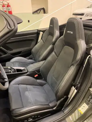 PORSCHE-911-2023