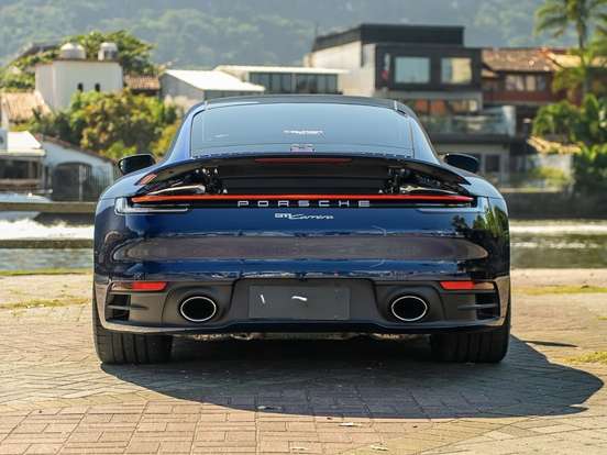 PORSCHE-911-2024