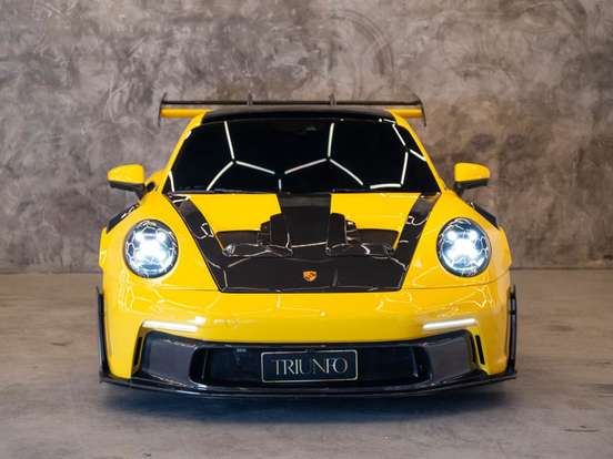 PORSCHE-911-2023