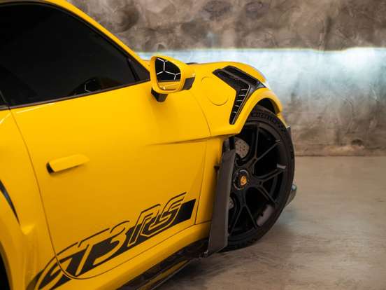PORSCHE-911-2023