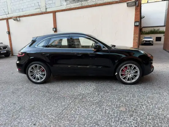 PORSCHE-MACAN-3.6 24V V6 TURBO GASOLINA 4P AUTOMÁTICO PORSCHE-MACAN-2014
