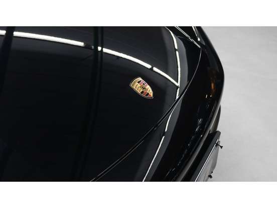 PORSCHE-MACAN-2025