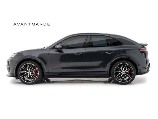 PORSCHE-MACAN-2024