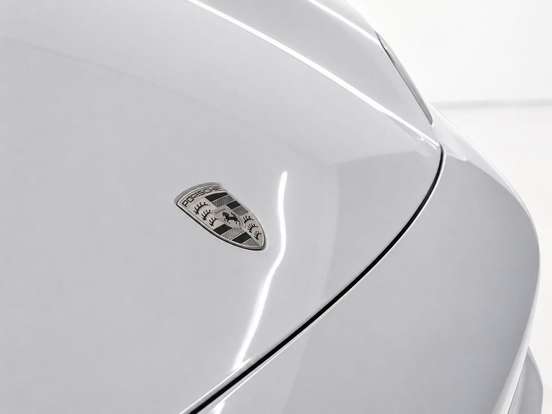PORSCHE-MACAN-2025