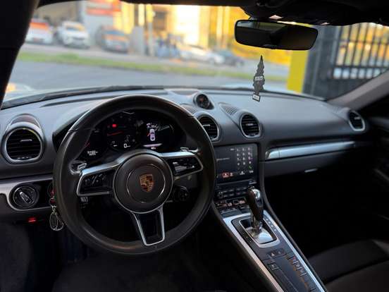 PORSCHE-718-2020
