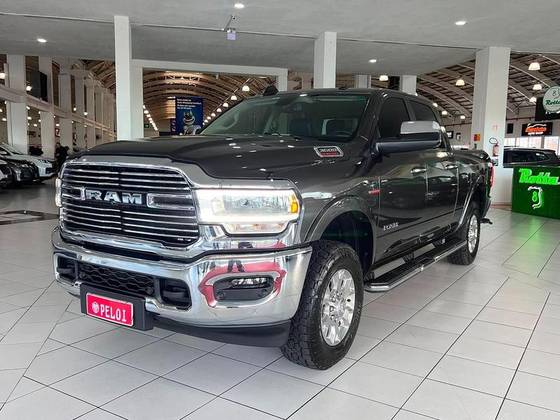 RAM 3500 6.7 I6 TURBO DIESEL LARAMIE CD 4X4 AUTOMÁTICO