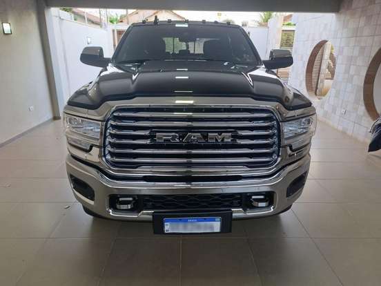 RAM-3500-6.7 I6 TURBO DIESEL LIMITED LONGHORN CD 4X4 AUTOMÁTICO RAM-3500-2022