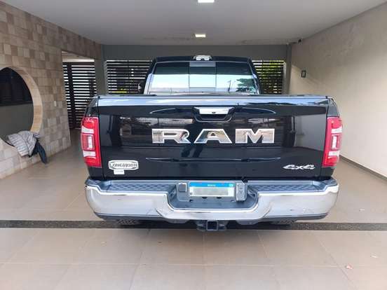 RAM-3500-6.7 I6 TURBO DIESEL LIMITED LONGHORN CD 4X4 AUTOMÁTICO RAM-3500-2022