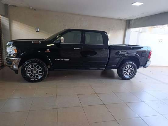 RAM-3500-6.7 I6 TURBO DIESEL LIMITED LONGHORN CD 4X4 AUTOMÁTICO RAM-3500-2022