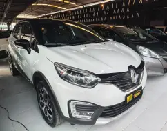 RENAULT CAPTUR 1.6 16V SCE FLEX INTENSE X-TRONIC RENAULT CAPTUR 1.6 16V SCE FLEX INTENSE X-TRONIC