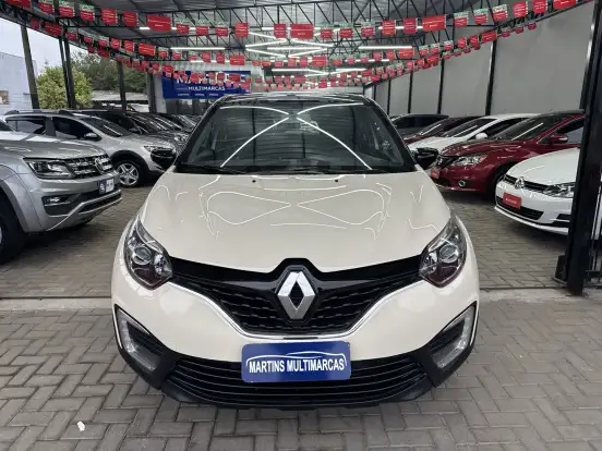 RENAULT-CAPTUR-2018