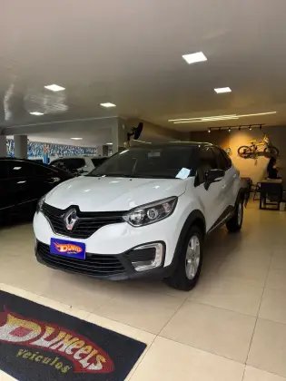 RENAULT CAPTUR 1.6 16V SCE FLEX LIFE X-TRONIC RENAULT CAPTUR 1.6 16V SCE FLEX LIFE X-TRONIC