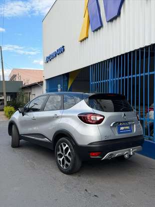 RENAULT-CAPTUR-2017