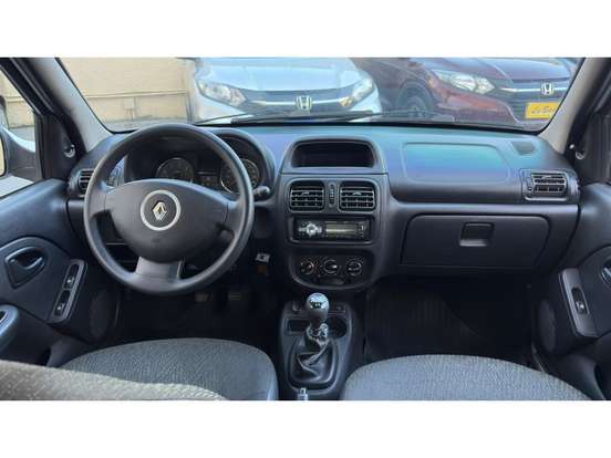 RENAULT-CLIO-2015
