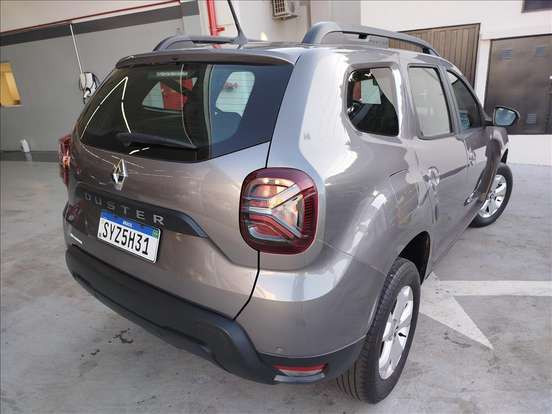 RENAULT-DUSTER-2024