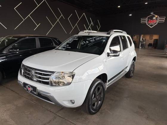 RENAULT DUSTER 2.0 DYNAMIQUE 4X2 16V FLEX 4P AUTOMÁTICO