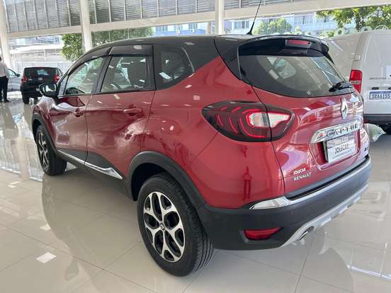 RENAULT-CAPTUR-2018