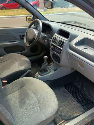 RENAULT-CLIO-2011
