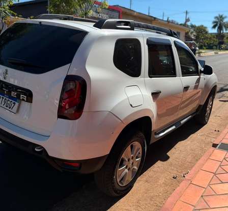 RENAULT-DUSTER-2016