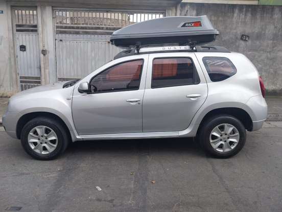 RENAULT-DUSTER-2016