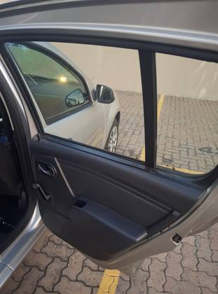 RENAULT SANDERO 1.0 EXPRESSION 16V FLEX 4P MANUAL