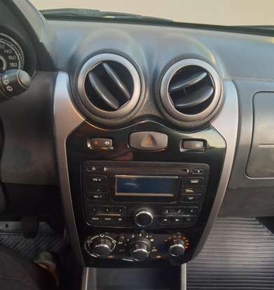 RENAULT-SANDERO-1.0 EXPRESSION 16V FLEX 4P MANUAL RENAULT-SANDERO-2014