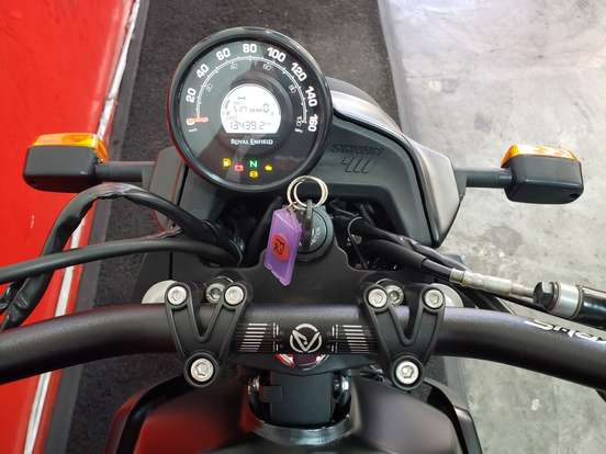ROYAL ENFIELD-SCRAM 411-2023