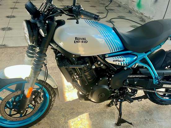 ROYAL ENFIELD-GUERRILLA 450 ROYAL ENFIELD-GUERRILLA 450-2025