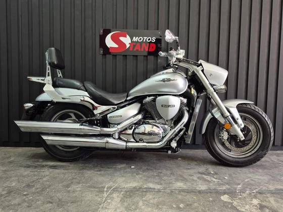 SUZUKI BOULEVARD M800 