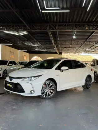 TOYOTA COROLLA 1.8 VVT-I HYBRID FLEX ALTIS PREMIUM CVT TOYOTA COROLLA 1.8 VVT-I HYBRID FLEX ALTIS PREMIUM CVT