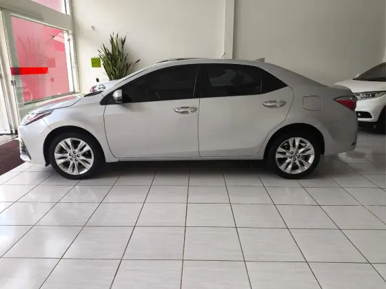 TOYOTA COROLLA 2.0 XEI 16V FLEX 4P AUTOMÁTICO