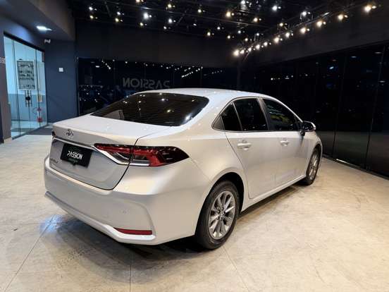 TOYOTA-COROLLA-2021