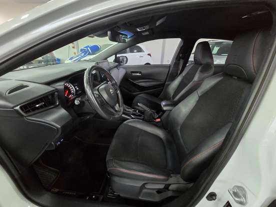 TOYOTA-COROLLA-2021