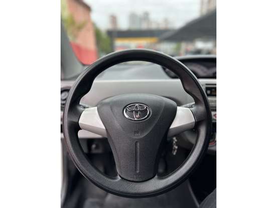 TOYOTA-ETIOS-1.3 XS 16V FLEX 4P MANUAL TOYOTA-ETIOS-2013