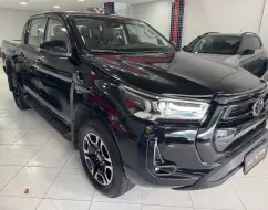 TOYOTA HILUX 2.8 D-4D TURBO DIESEL CD SRX LIMITED 4X4 AUTOMÁTICO TOYOTA HILUX 2.8 D-4D TURBO DIESEL CD SRX LIMITED 4X4 AUTOMÁTICO