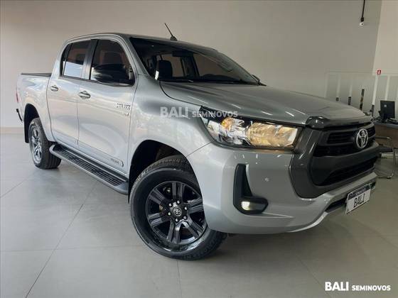 TOYOTA HILUX 2.7 VVT-i FLEX CD SR 4X2 AUTOMÁTICO