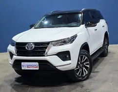 TOYOTA HILUX 2.7 VVT-i FLEX CD SRV 4X2 AUTOMÁTICO TOYOTA HILUX 2.7 VVT-i FLEX CD SRV 4X2 AUTOMÁTICO